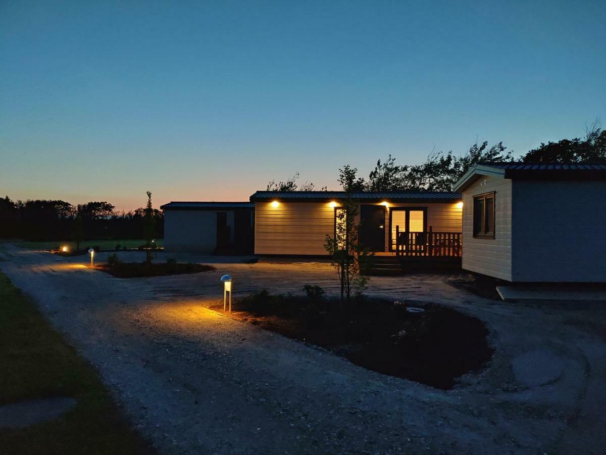 Nissum Fjord Camping Fjand Gårde Exterior photo